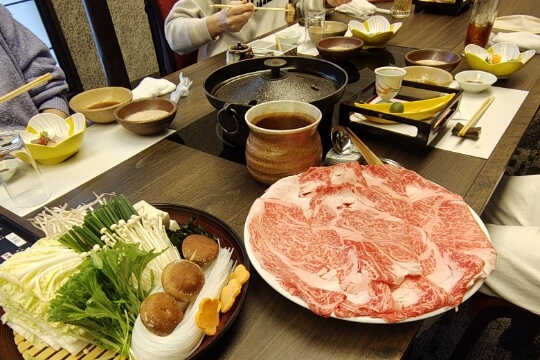忘年会は豪勢に楽しみます