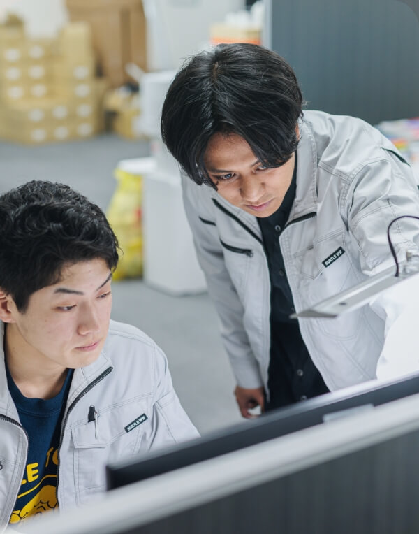 有資格者によるチェック体制
